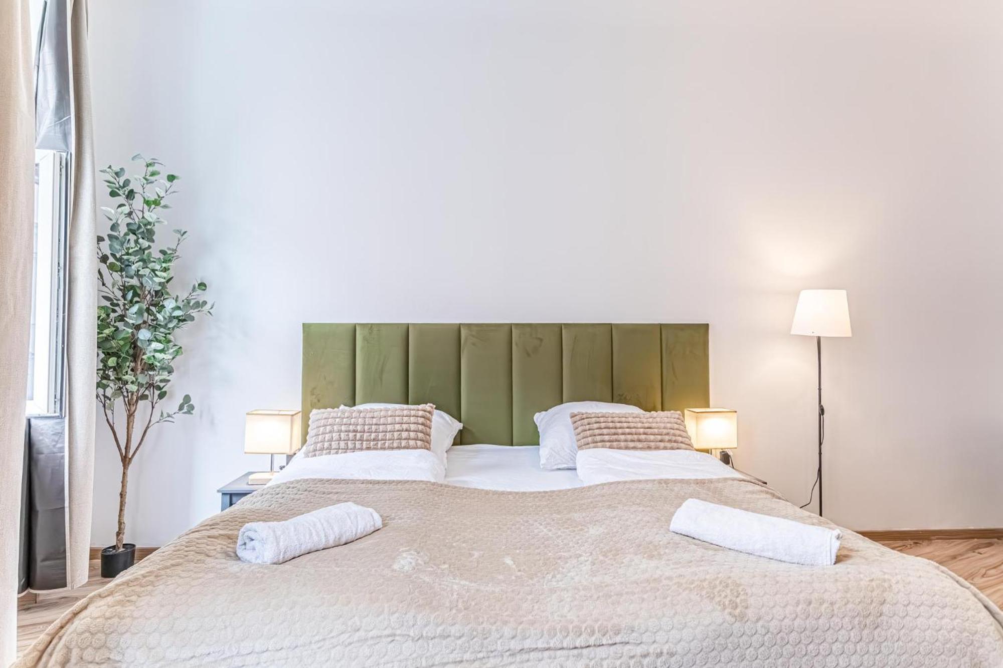 Lovely 1br In Prime Location Of Appartement *